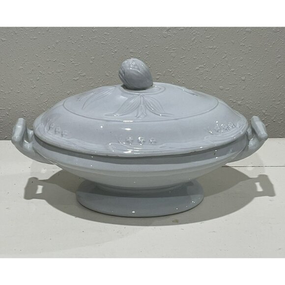Antique 1865-1882 Meakin & Co England White Ironstone Vegetable Tureen Serving - Picture 1 of 13